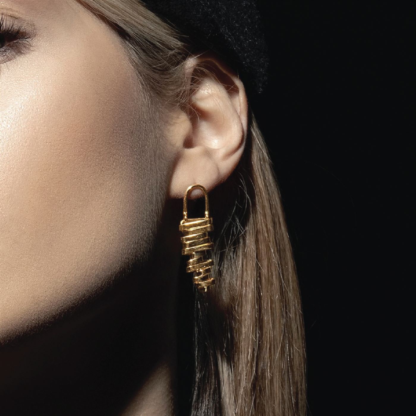 گوشواره فرکانس گردباد