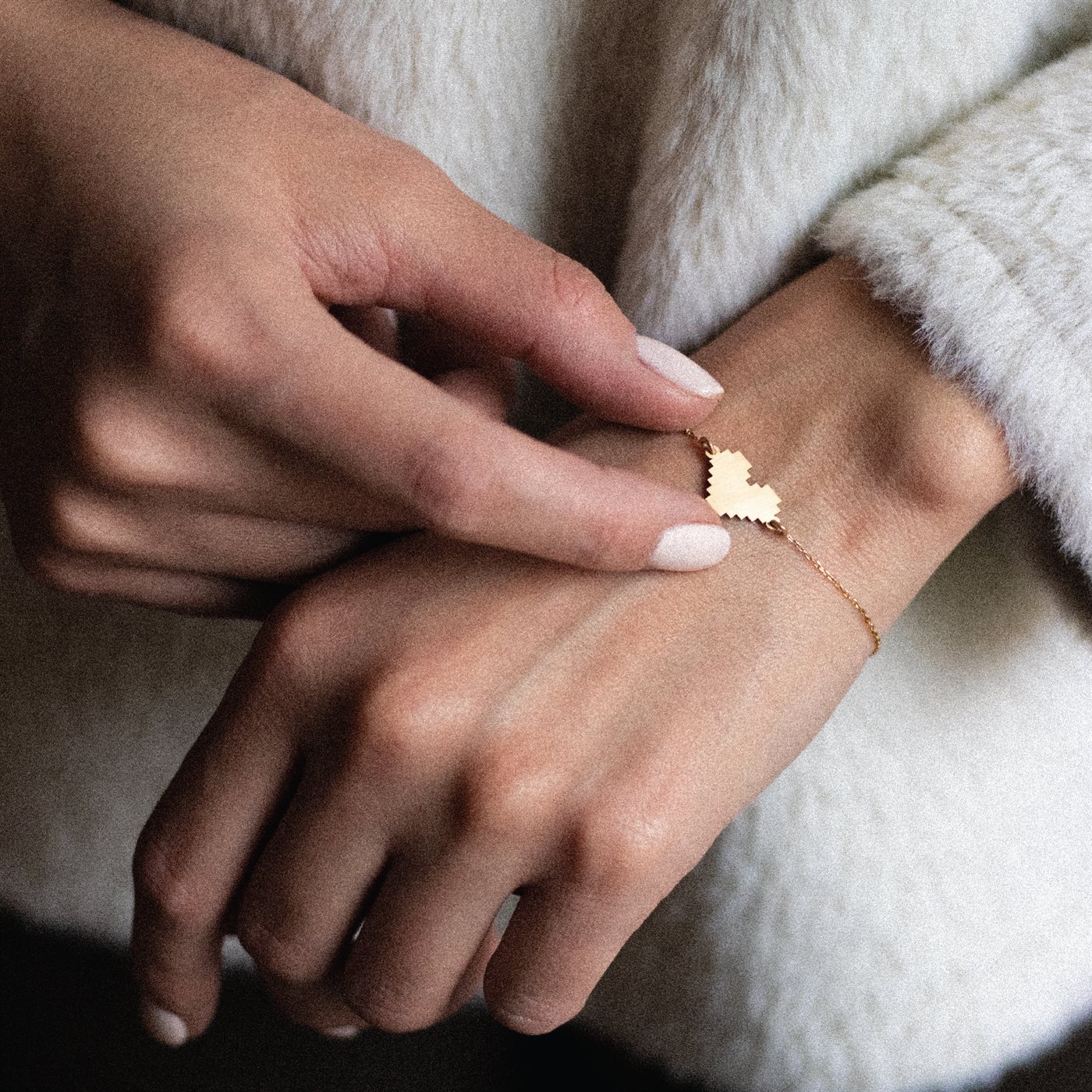 دستبند قلب زیگورات