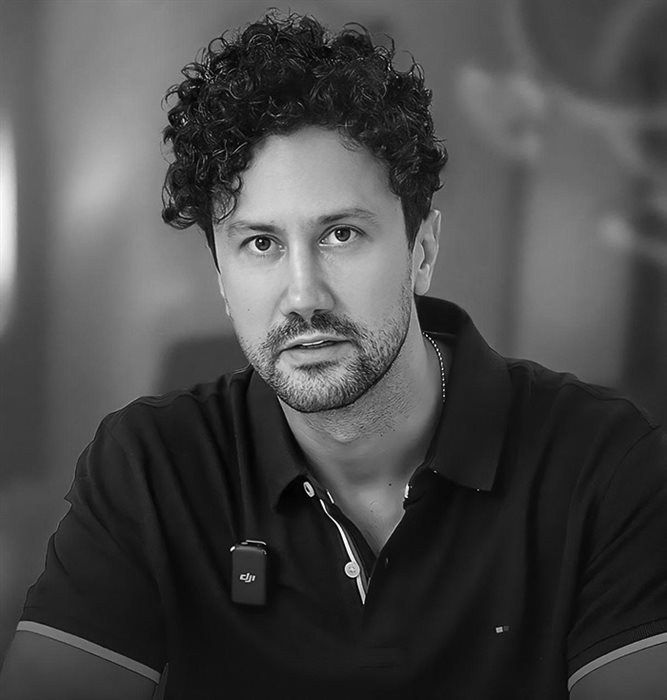 شاهرخ استخری شاهرخ استخری