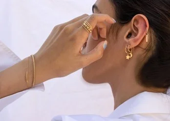 انتخاب گوشواره طلا مناسب برای روز عروسی